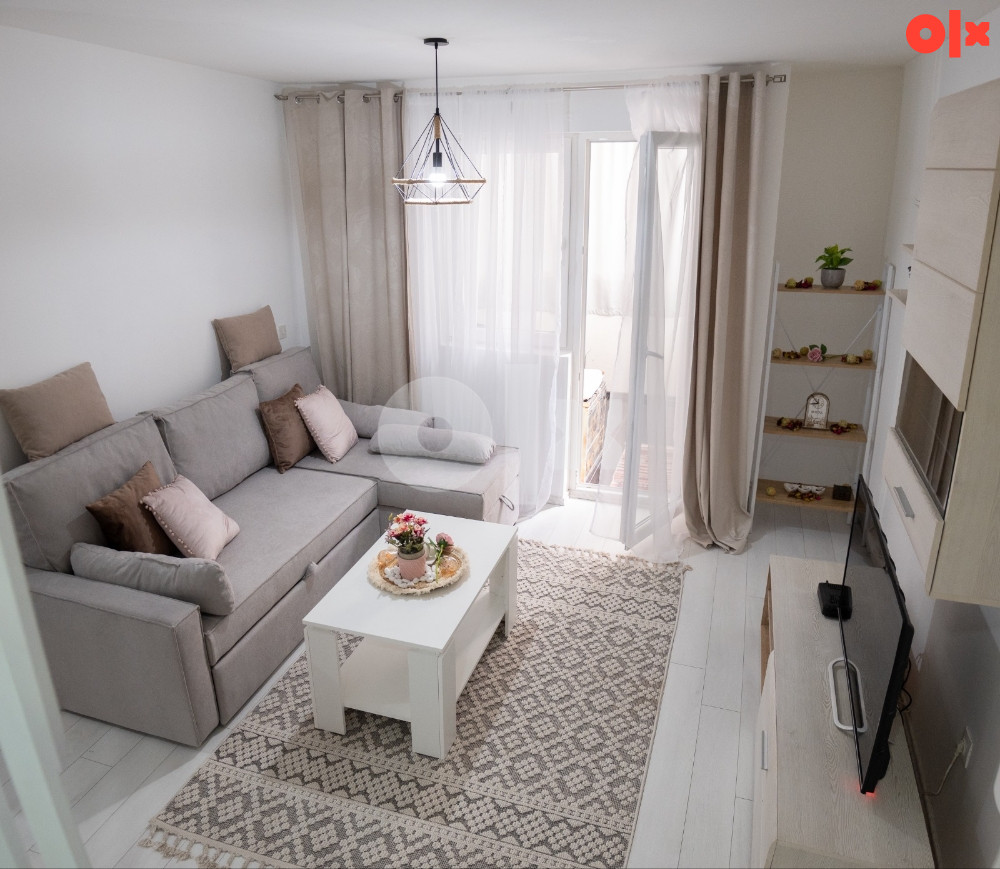 Stan na dan (cijeli apartman) - Grandeur Apartment/Parking
