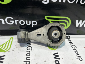 Nosac motora Renault Megane 2011 (fotografija 6)