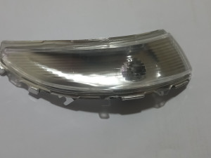 Renault Reno Clio 4 zmigavac u retrovizoru desni