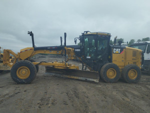 Greder CAT 140M, 2010. god.
