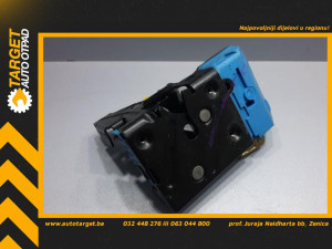 DIJELOVI BRAVA VRATA VOLVO XC70 > 05-07 30663042