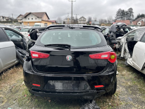 ALFA ROMEO GIULIETTA 2016 ZADNJA HAUBA GEPEK VRATA BRANIK STOPE