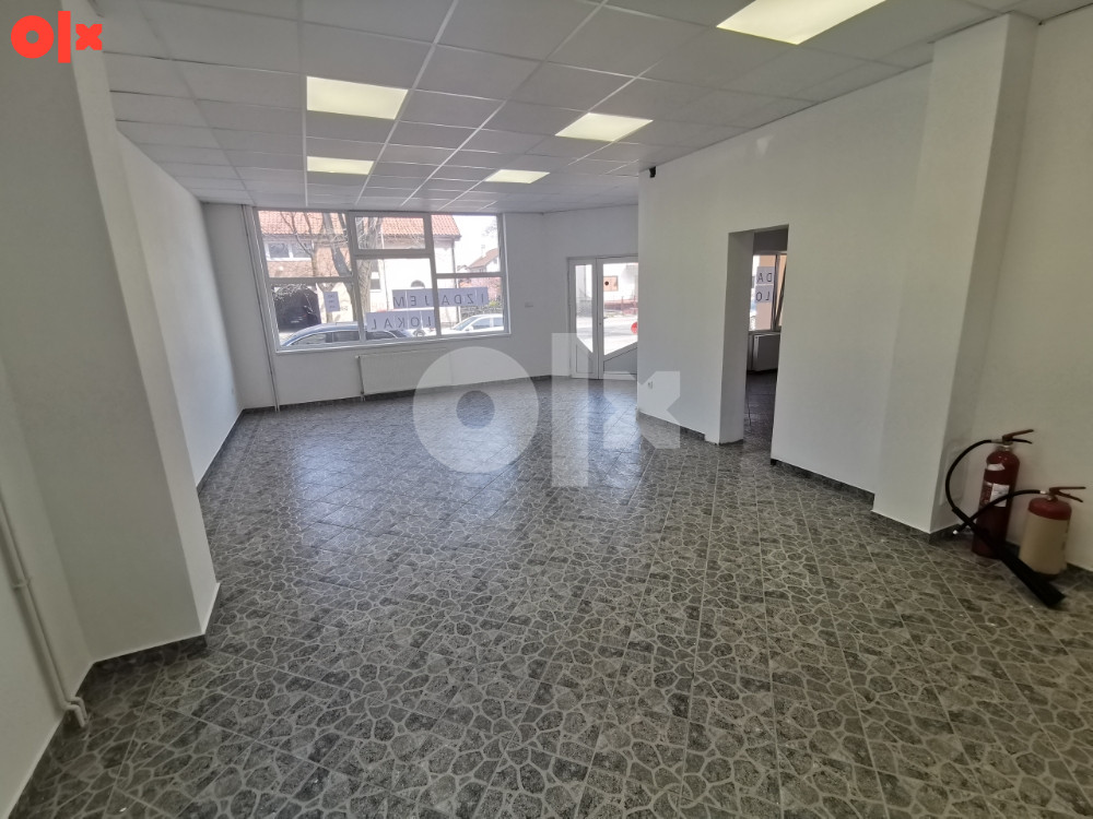 Poslovni prostor,lokal za izdavanje,065594628,lokal je 91m2 3