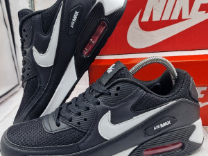 NIKE 90
