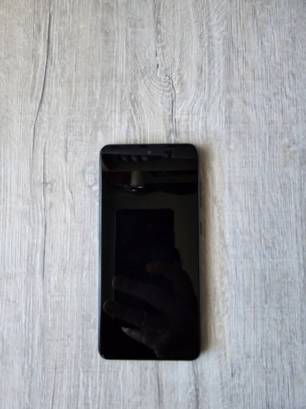 SAMSUNG GALAXY S21 FE 5G 6/128GB (STANJE NOVO)