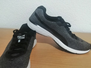 Puma NARITA V3 original broj 41,cm26.5