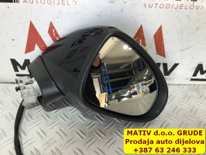 Retrovizor DESNI VW Touareg 7P 2010