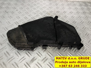 Kućište kutije osigurača VW Touareg 7P 2010 7L0937576B