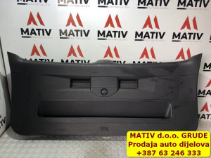 Obloga zadnje HAUBE gepeka VW Touareg 7P 2010 7P6867601A