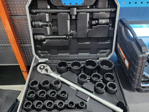 Set dvanaestougaonih kovanih kamionskih gedora 27 kom 3/4"