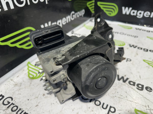 ABS pumpa Toyota RAV4 2008 (fotografija 3)