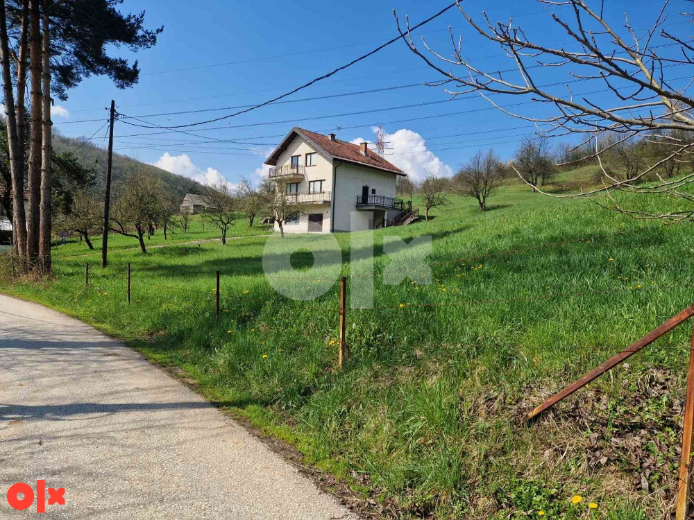 Kuća i zemljiste 2800 m2 Tilava Istocno Sarajevo