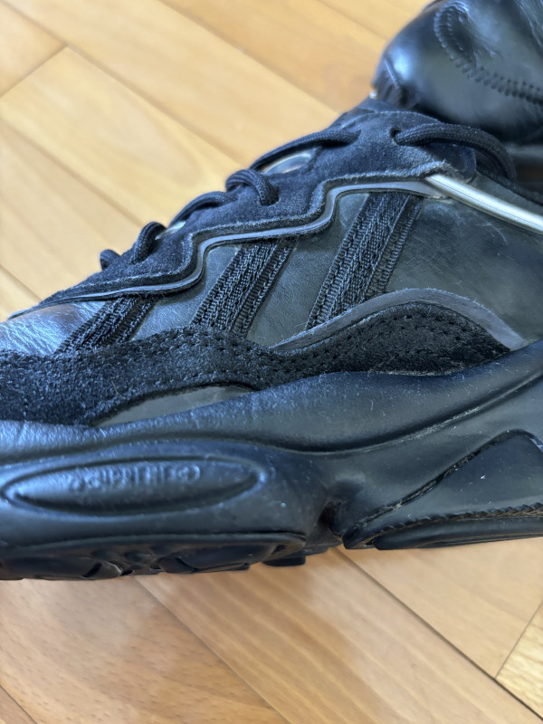 Ženske kožne patike ADIDAS Ozweego (Original) Koža