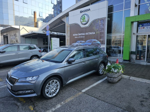 Škoda Superb 4x4 2/2023