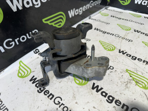 Nosac motora mjenkaca Toyota RAV4 2008 (fotografija 4)