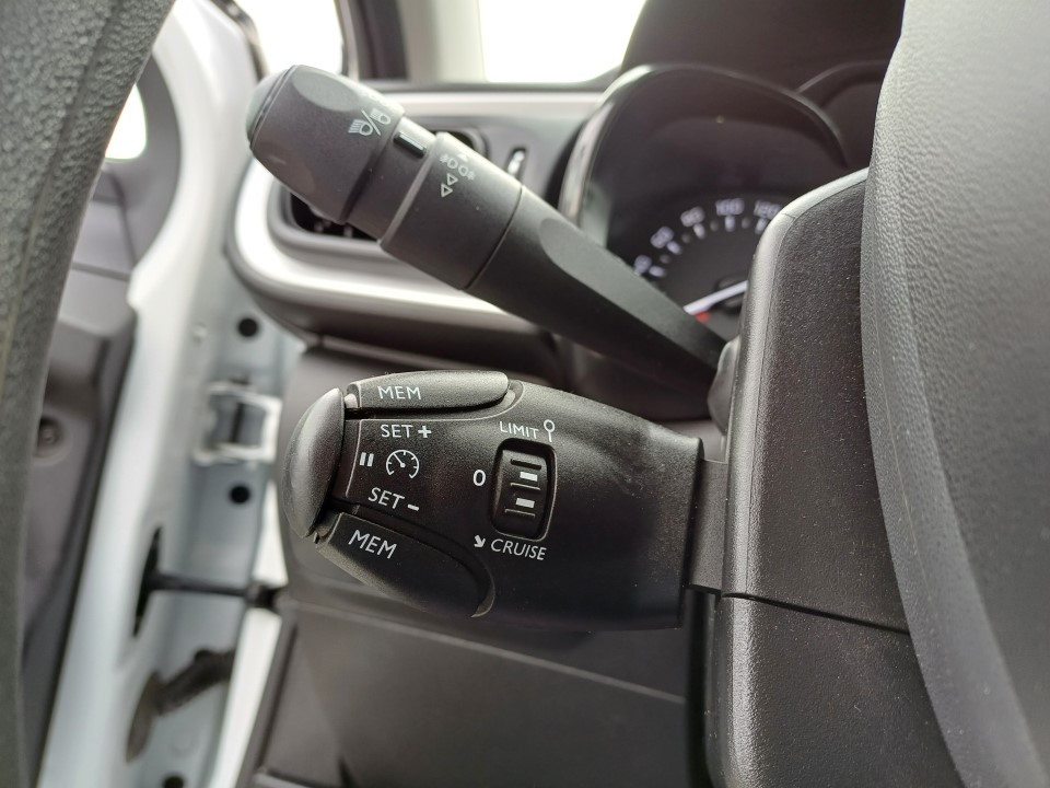 Citroen C3 1.2 BENZIN SHINE NEW MODEL