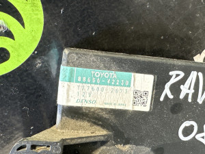 Elektronika Toyota RAV4 (fotografija 2)