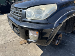 Hauba maska Toyota RAV4 2004 (fotografija 3)