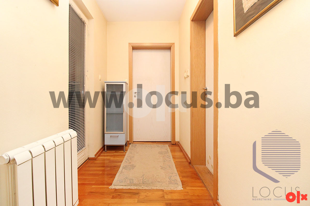 LOCUS: Stan preko puta Narodnog pozorišta, Centar 19