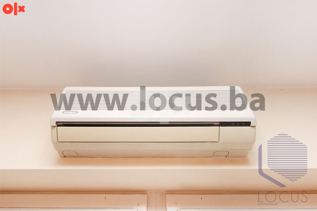 LOCUS: Stan preko puta Narodnog pozorišta, Centar 20