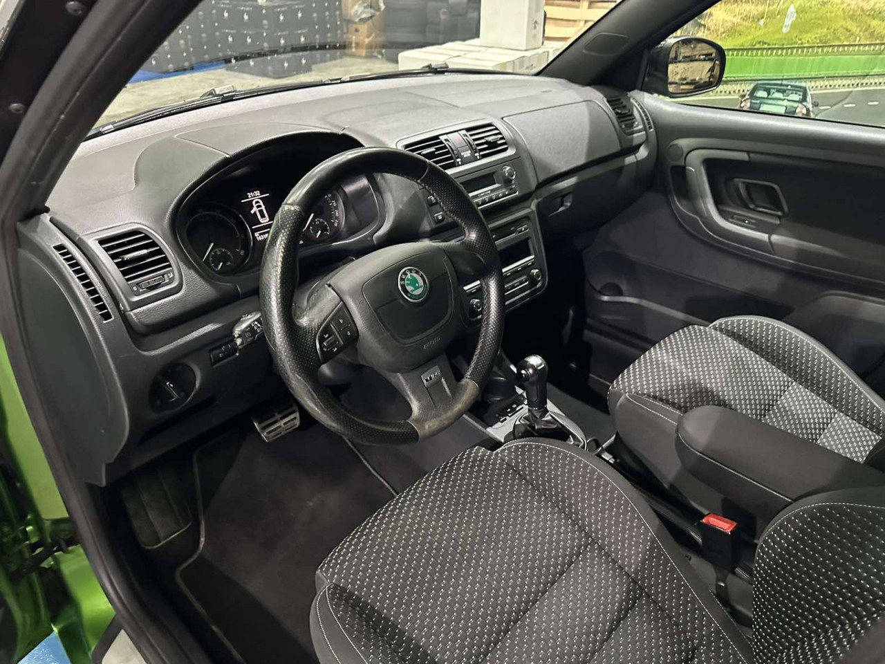 ŠKODA FABIA VRS 1.4i DSG AUTOMATIK, 2011 GOD, ŠIBER