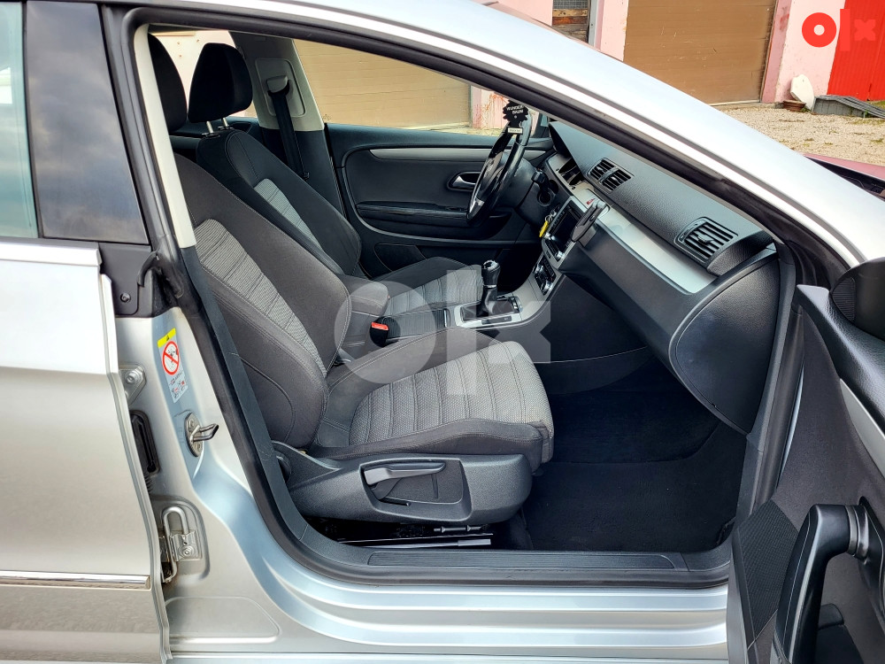 Volkswagen Passat CC Dizel 2.o -103 Kw.Odlicno stanje