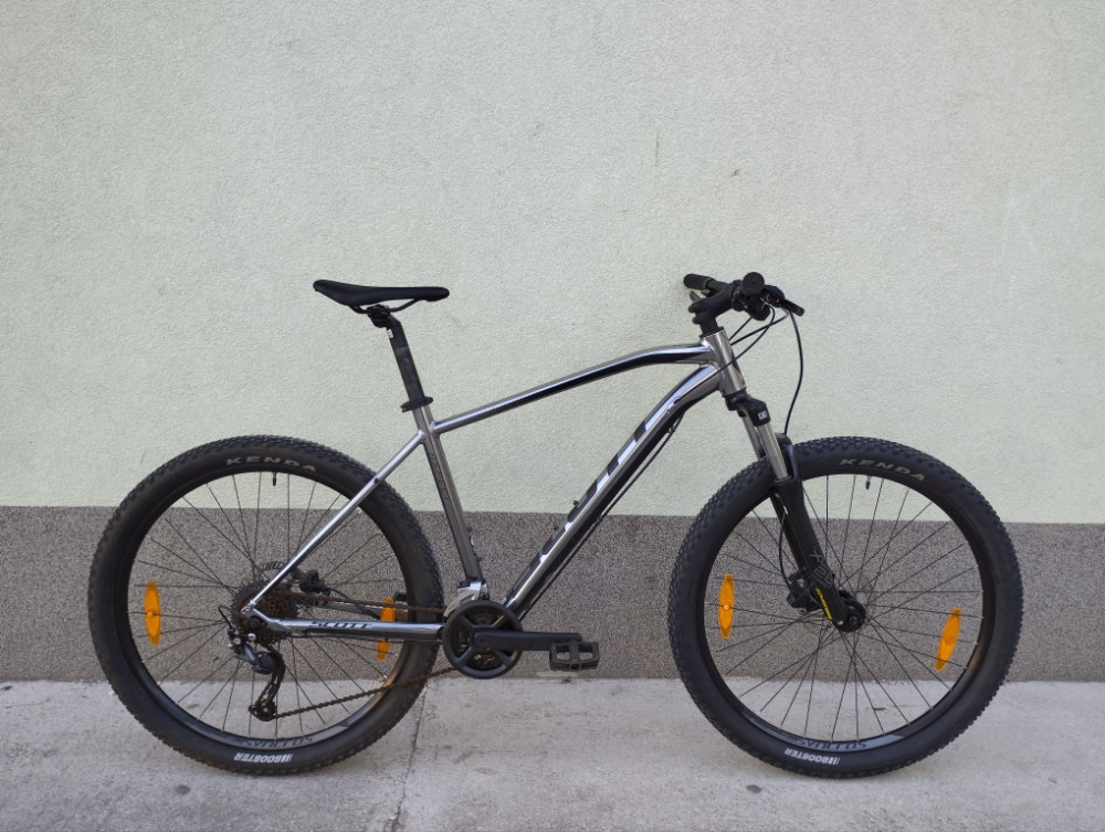 Scott Aspect F27 2021. L Ram 27.5" Altus Shadow 2x8 Hidraulika