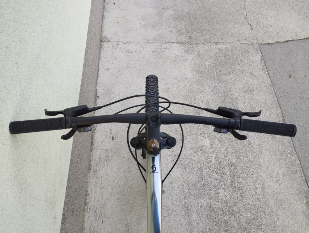 Scott Aspect F27 2021. L Ram 27.5" Altus Shadow 2x8 Hidraulika
