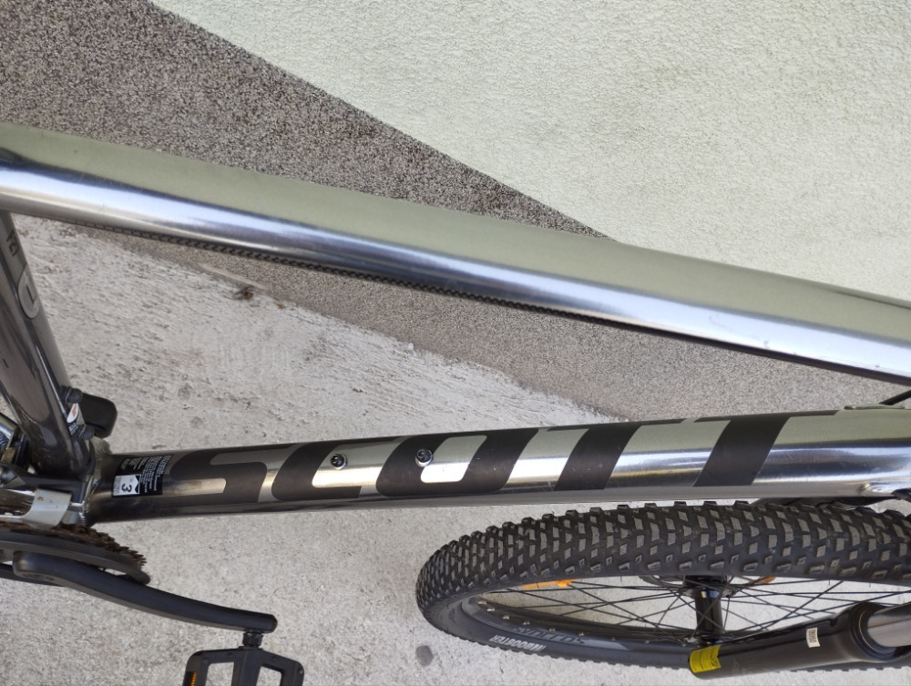 Scott Aspect F27 2021. L Ram 27.5" Altus Shadow 2x8 Hidraulika