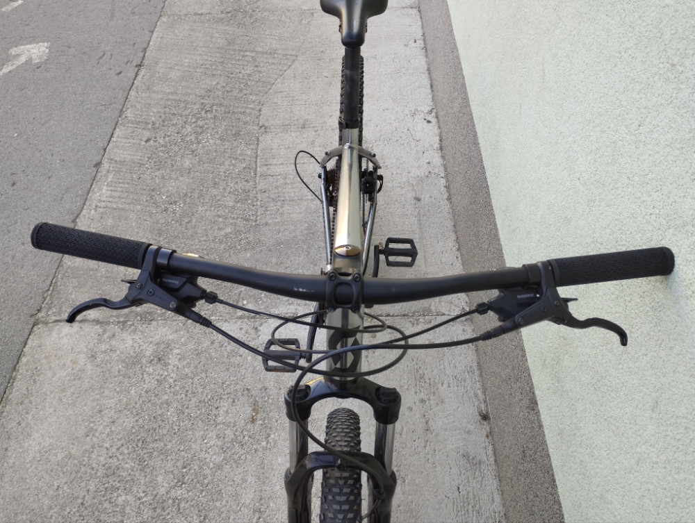 Scott Aspect F27 2021. L Ram 27.5" Altus Shadow 2x8 Hidraulika