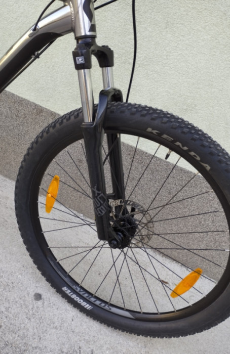 Scott Aspect F27 2021. L Ram 27.5" Altus Shadow 2x8 Hidraulika