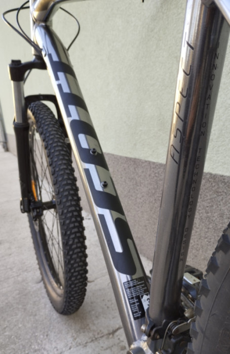Scott Aspect F27 2021. L Ram 27.5" Altus Shadow 2x8 Hidraulika