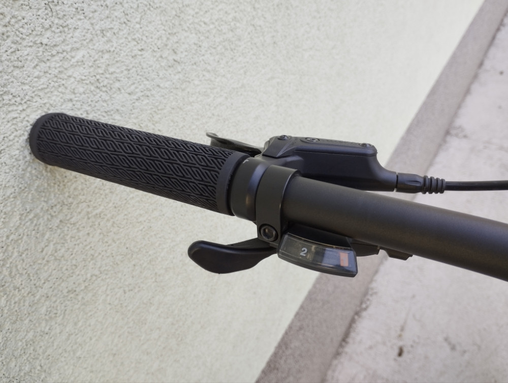 Scott Aspect F27 2021. L Ram 27.5" Altus Shadow 2x8 Hidraulika