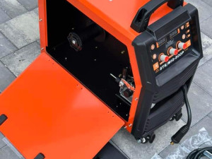 APARAT ZA VARENJE CO2 STRAUS AUSTRIA  500 A MIG MMA NOVO
