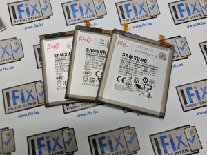 Samsung Galaxsy A40 Baterija skidano sa telefona