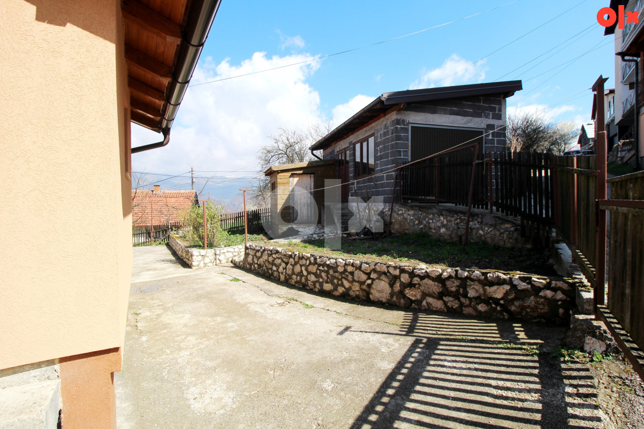 NN Nekretnine : Dvije kuće sa okućnicom - Hrid - Stari Grad 20