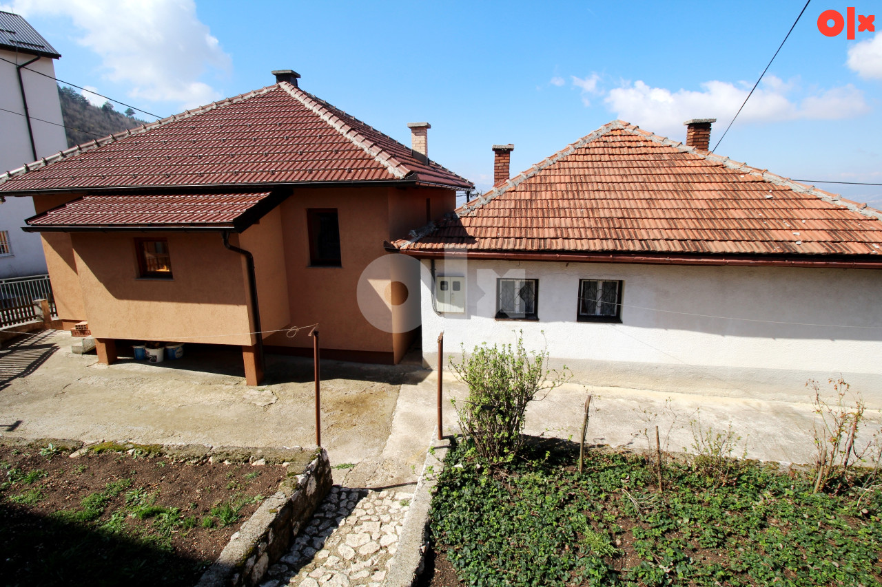 NN Nekretnine : Dvije kuće sa okućnicom - Hrid - Stari Grad 21