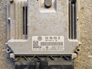 ECU kompjuter Golf 5 1.6 85KW FSI