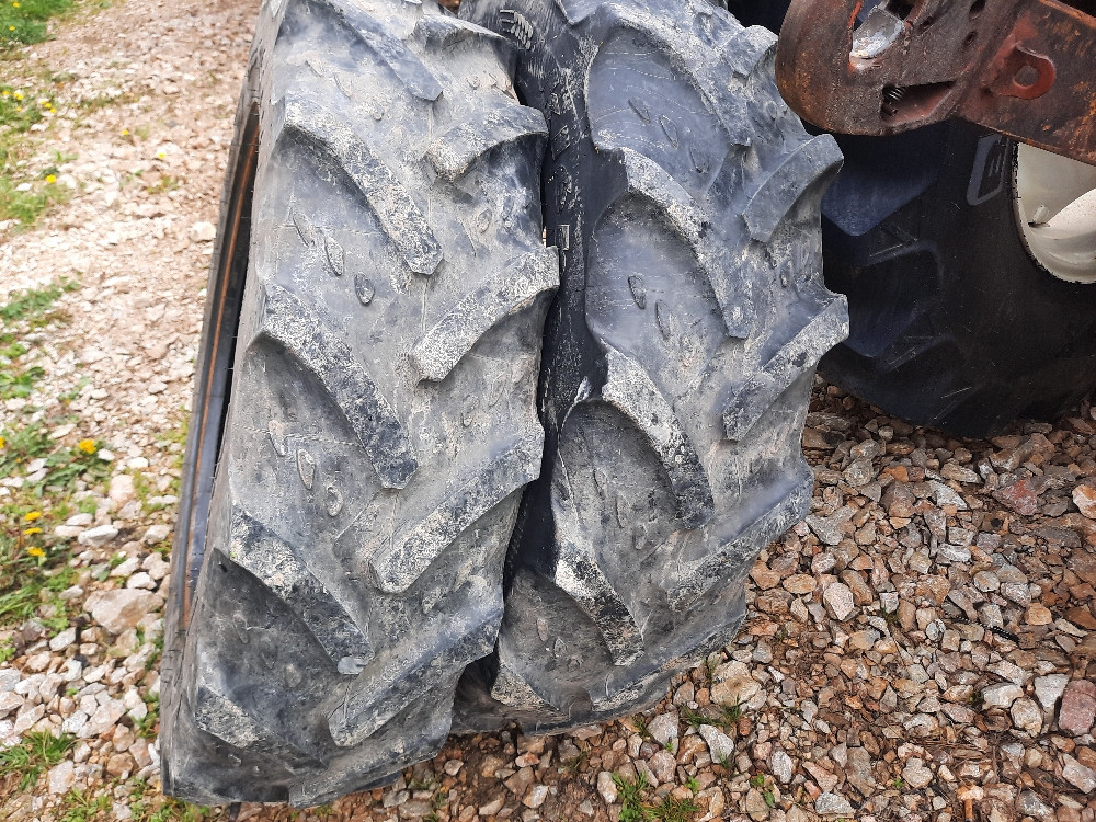 Traktorske Gume 250/85R24