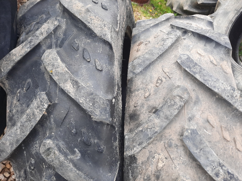 Traktorske Gume 250/85R24