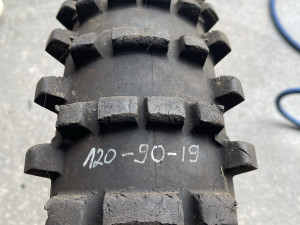 Guma za motor kroser 120/90/R19 croser kros cros 120 90 19