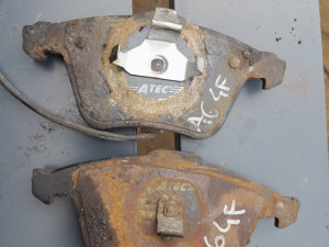 Prednje Pločice Audi A6 4F