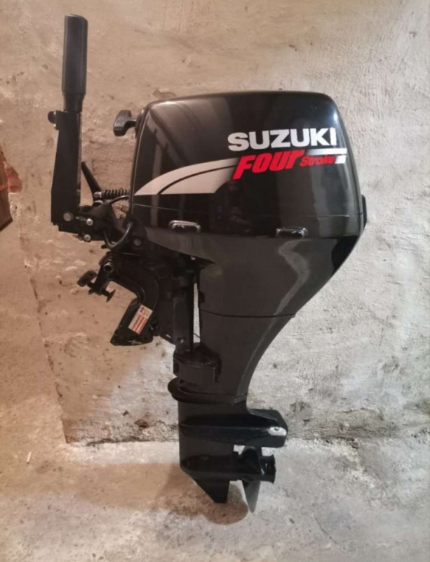 Penta motor  15ks suzuki yamaha mercury