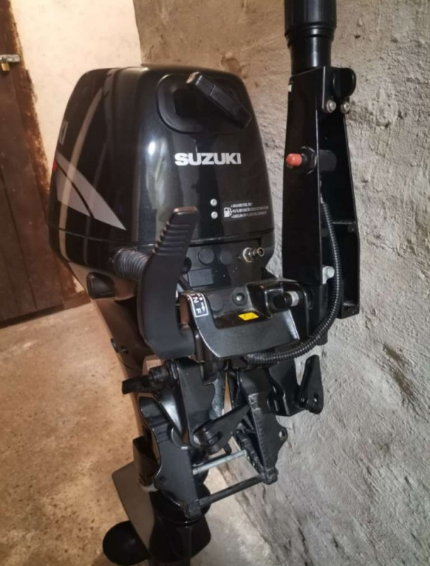 Penta motor  15ks suzuki yamaha mercury
