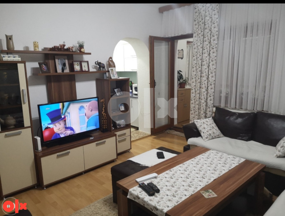 Trosoban stan Bukinje Tuzla 56+20 m2 2