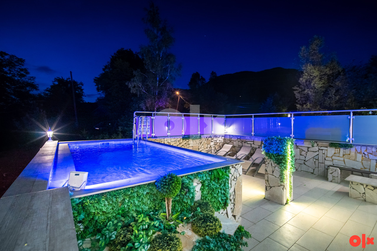 STAN NA DAN KUCA BAZEN SAUNA & JACUZZI izdavanje PROSLAVE 14