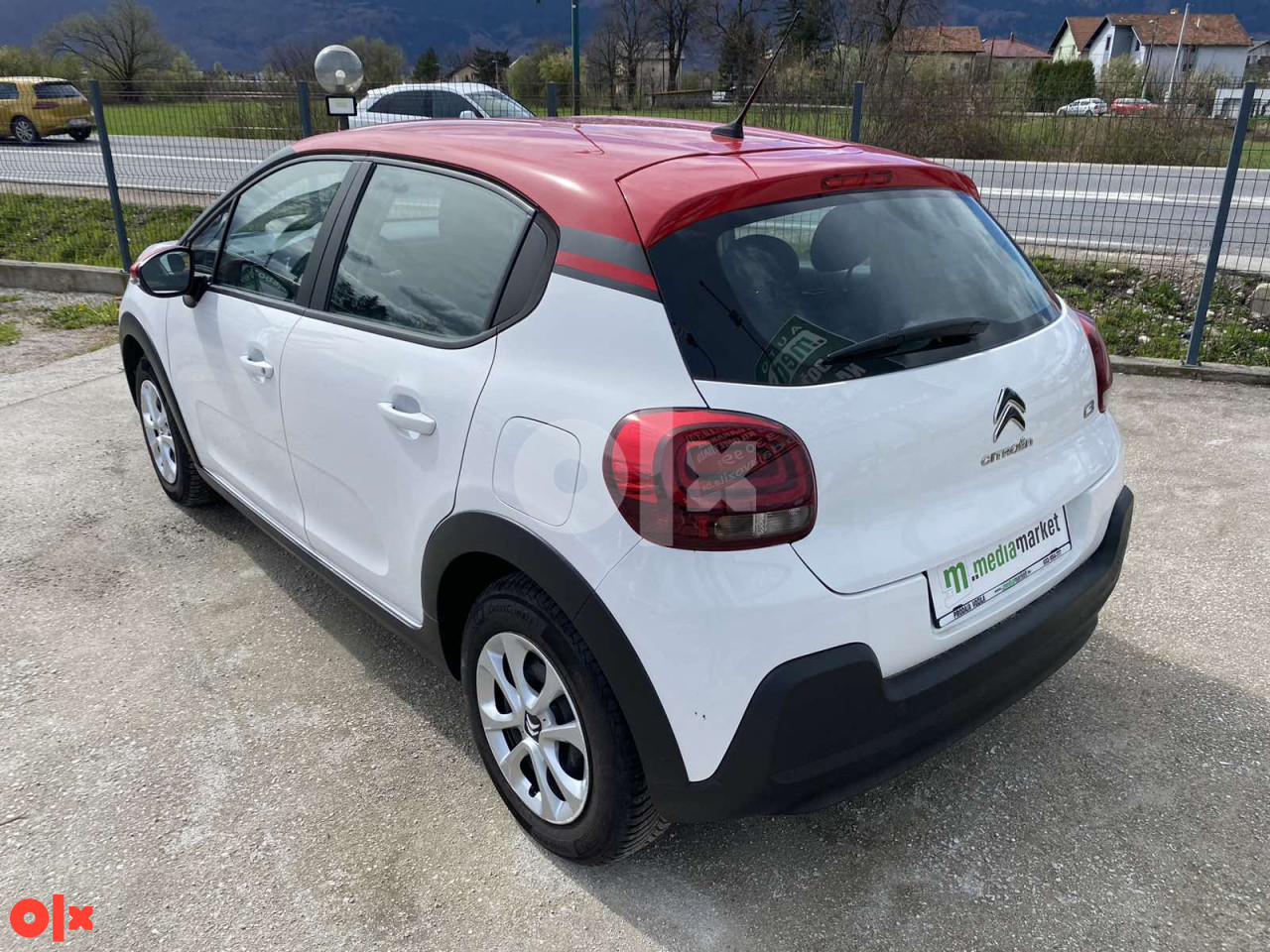 Citroen C3 Shine model 2019g. 125.121km 1.5BlueHDi Navigacija