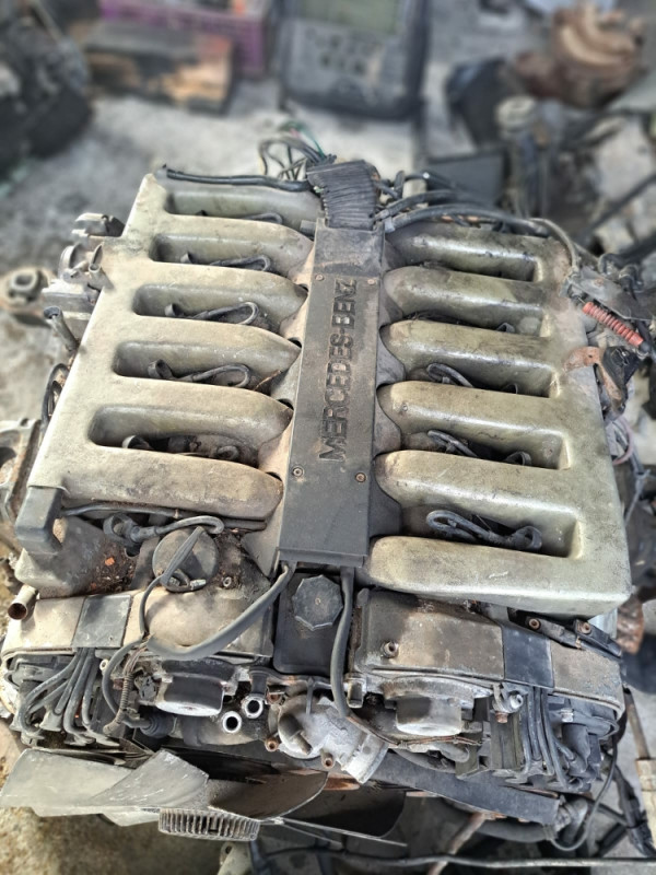 Mercedes Benz V12 S600 engine with gearbox