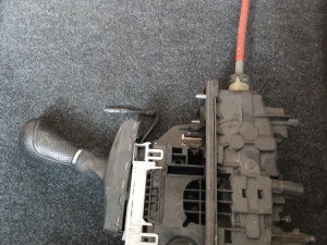 Rucica mjenjaca audi a6 4f 4f1713041R