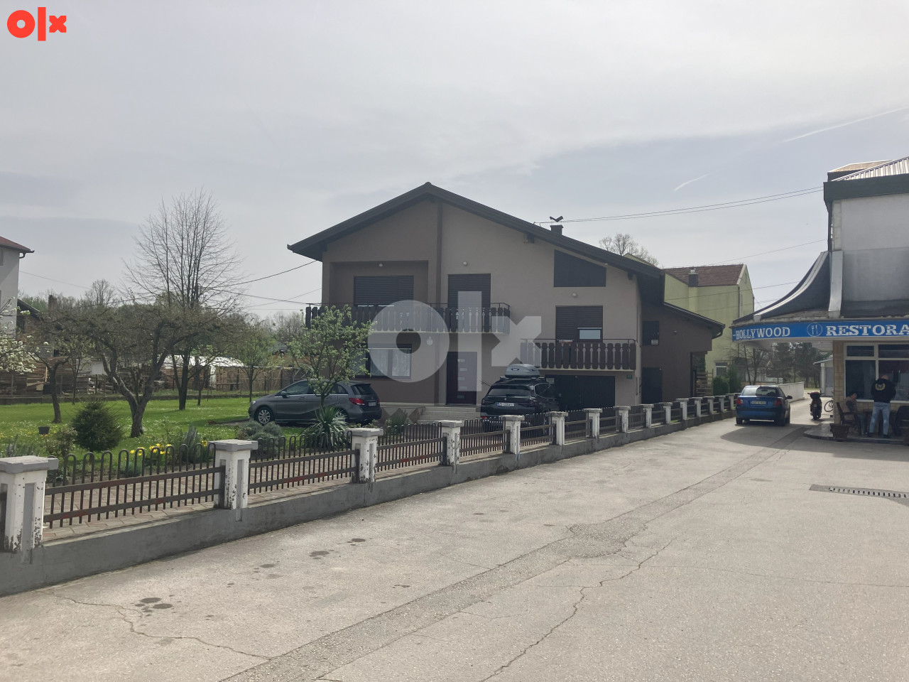 Kuća Jelah, 160 m2 na parceli 1.900 m2